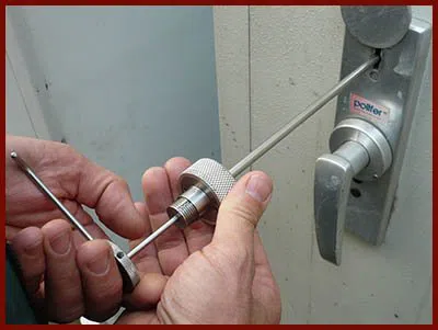 Scottsdale Arizona Locksmith Scottsdale, AZ 602-687-1390 - 5-lock-opening